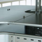 Крышка для лотка осн.400 L3000 сталь 0.7мм с заземл. гор. оцинк. DKC 35526HDZ