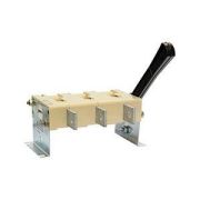 Выключатель-разъединитель 3п 630А ВР32-39 А 30220-00 УХЛ3 IP00 одно направление несъемная боков. рукоятка Электротехник ET119210