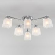 Потолочная люстра со стеклянными плафонами