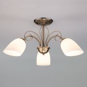 Люстра с плафонами