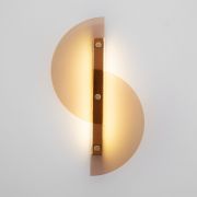 Настенный светильник