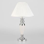 Настольная классическая лампа