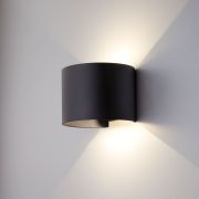 Пылевлагозащи­щенный светодиодный светильник с регулируемыми лучами Blade черный IP54