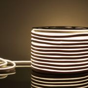 Светодиодный гибкий неон 220 В 9.6 Вт/м 120 Led/м 2835 IP67, односторонний дневной белый 4200 K, 50 м